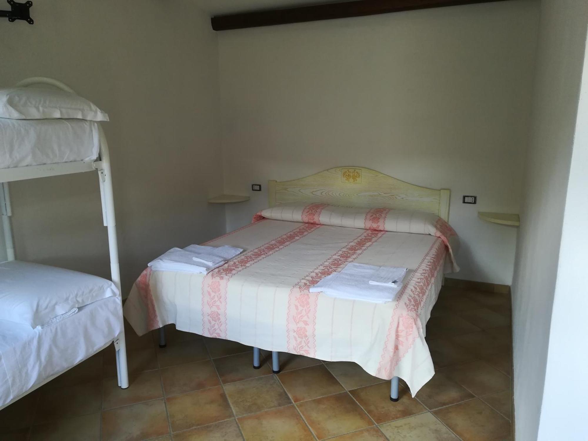 Agriturismo Donnolu Tertenia Ruang foto